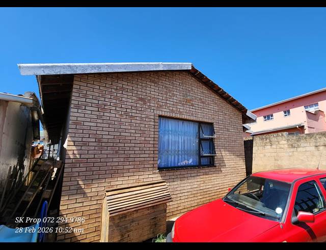 3 BEDROOM FREESTANDING FOR SALE IN NORTHDALE